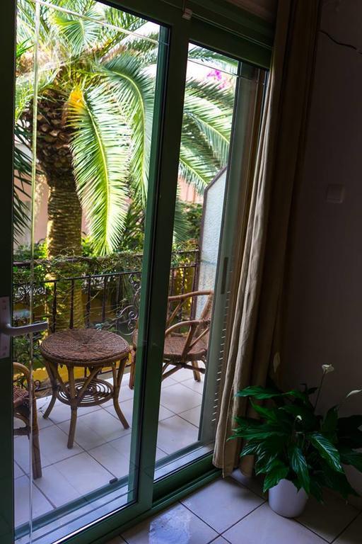 Hotel Kostis Скиатос Экстерьер фото